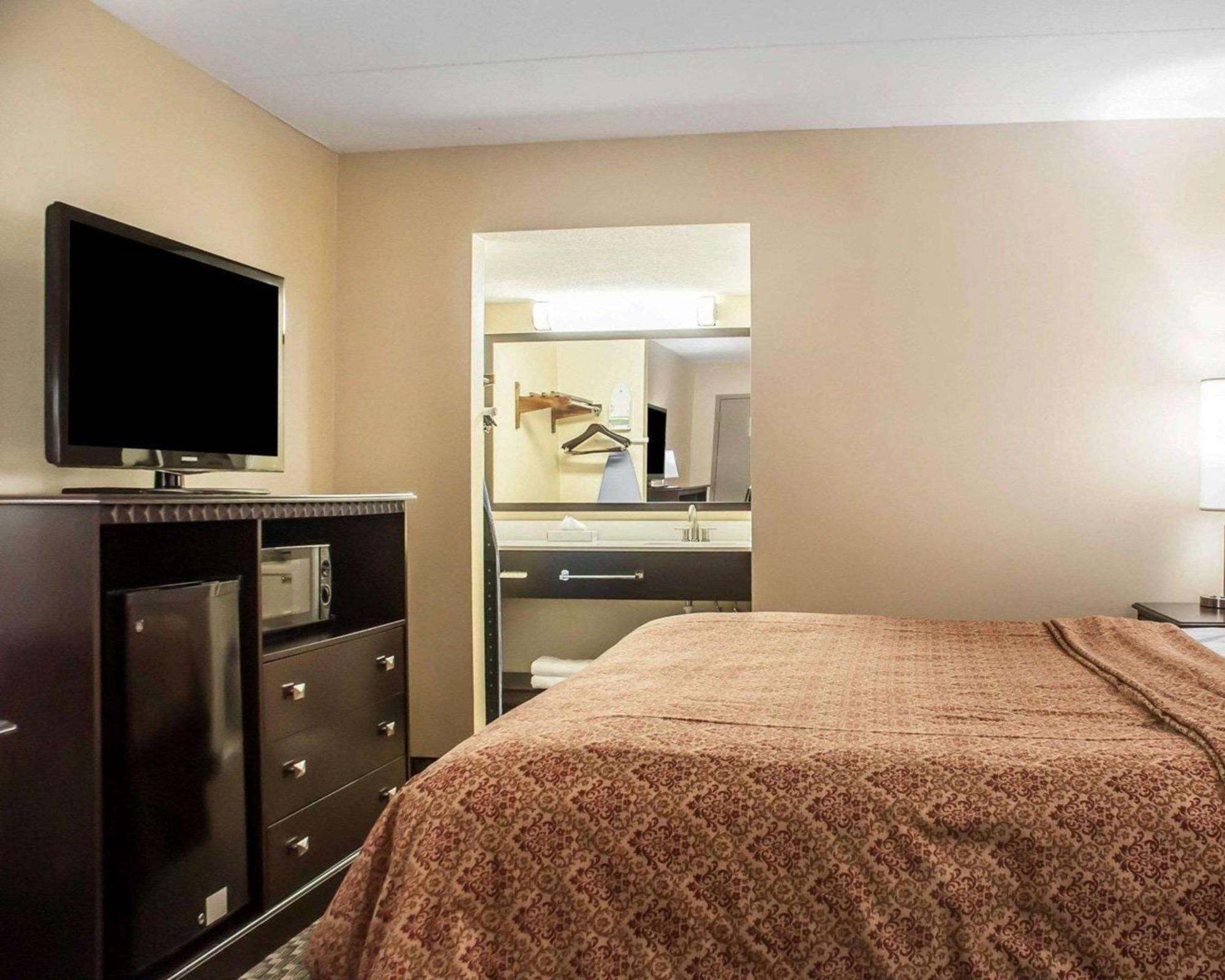 Econo Lodge Elmira-Corning Fisherville Kültér fotó